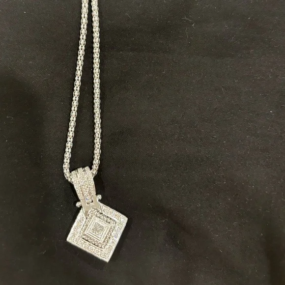 14kt White gold - one karat necklace from Littmans! - Picture 8 of 8